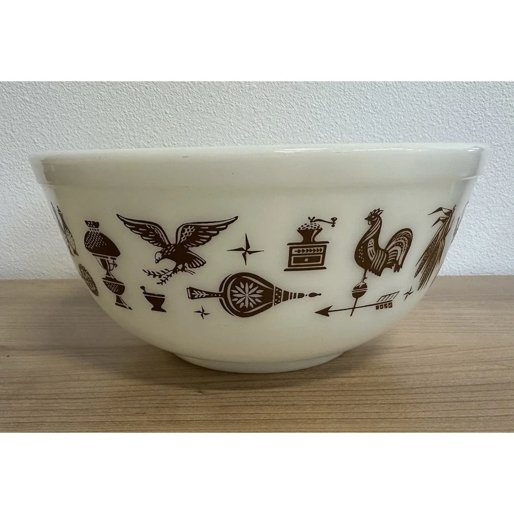 Vintage Pyrex 403 2 1/2 Qt Mixing Bowl Early American Brown Cat Chicken